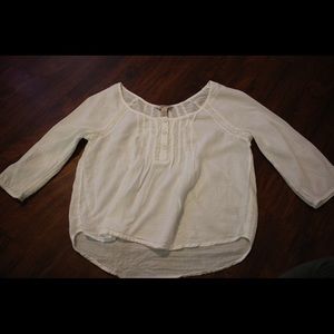 Arizona jean co. White top with laced button ups!